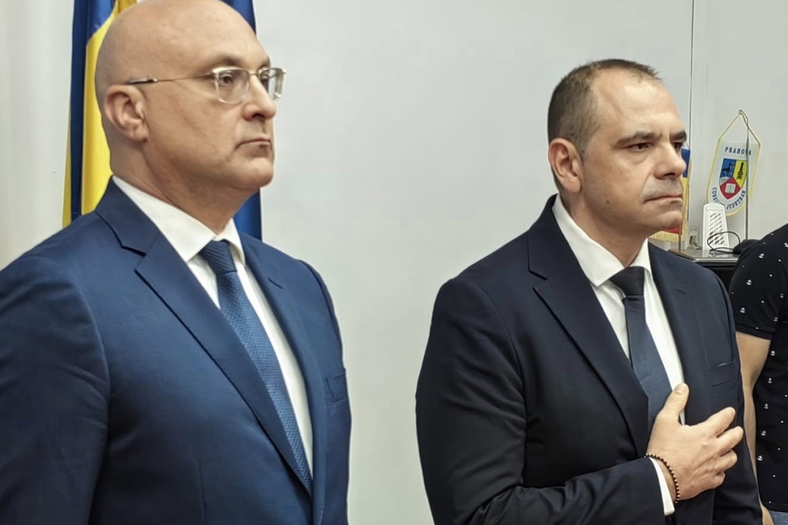 Liberalul Daniel Nicodim, noul prefect al Prahovei, a depus jurământul