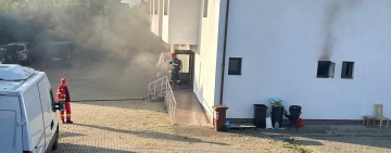 Centrul comunitar din comuna Berceni a fost distrus de un incendiu, sâmbătă dimineață