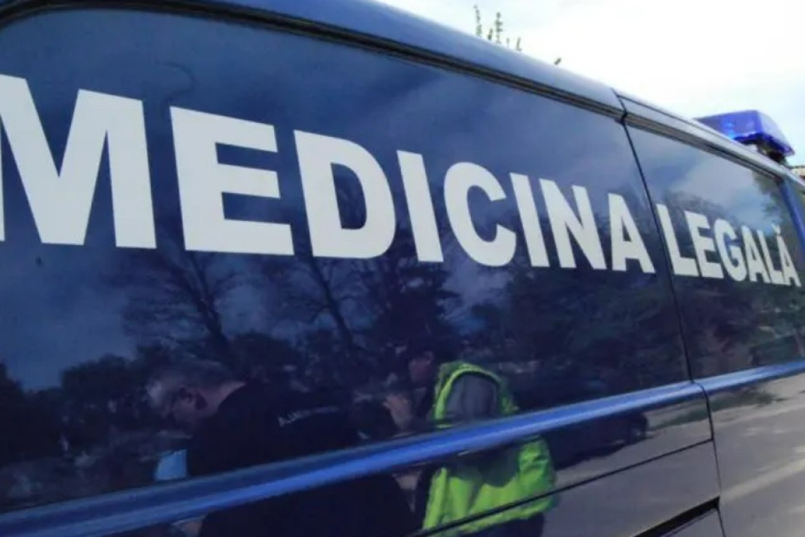 UPDATE: Cadavru descoperit într-o clădire de pe strada Carpenului din Ploiești