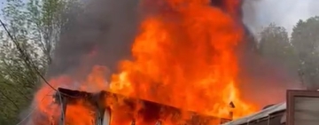 Incendiu într-o gospodărie din comuna Dumbrava. O casă arde generalizat
