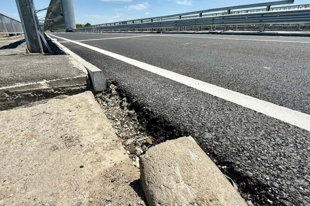 Ce amendă a primit de la IPJ Prahova constructorul care a ”reparat” podul de la Blejoi