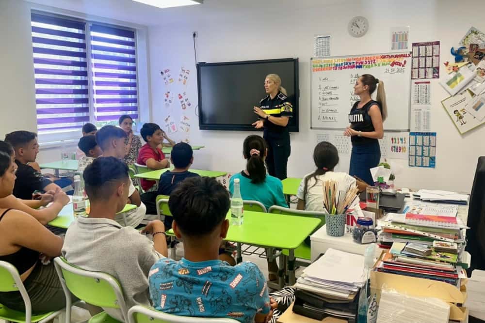 Polițiștii prahoveni, alături de copiii de la ”Concordia”