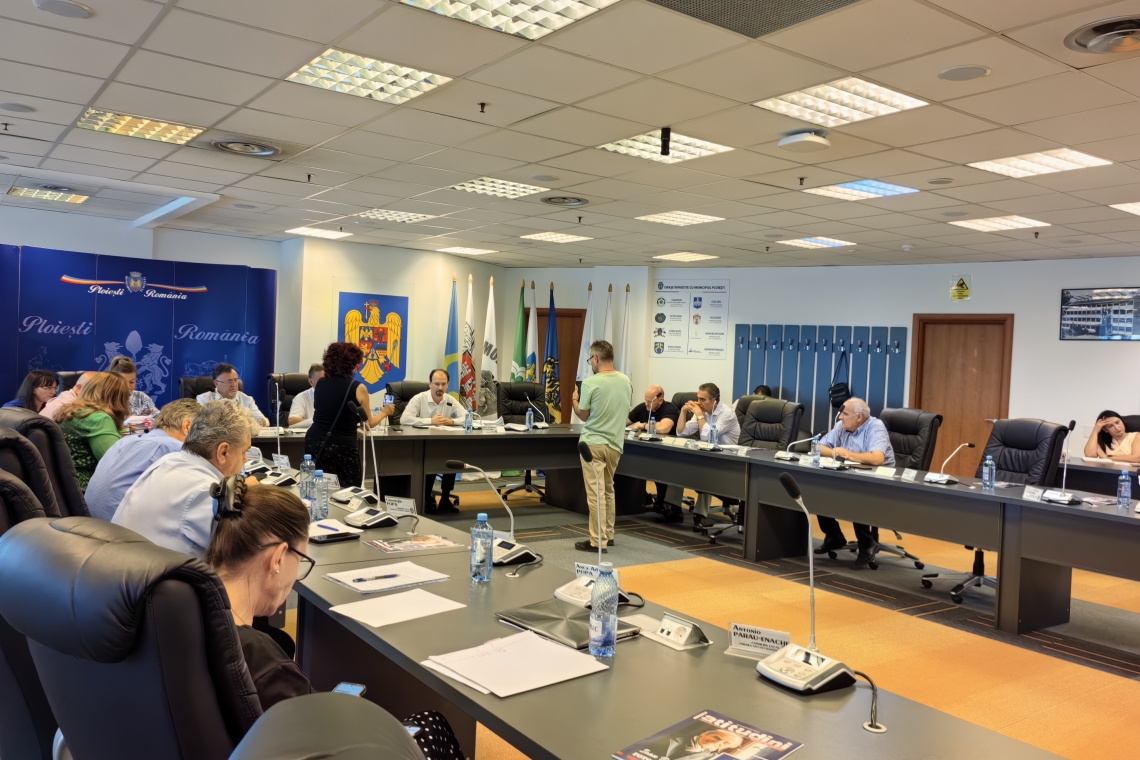 Din lipsă de locuri în căminul din Ploiești, municipalitatea va contracta servicii sociale pentru persoanele vârstnice