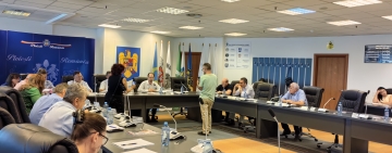 Din lipsă de locuri în căminul din Ploiești, municipalitatea va contracta servicii sociale pentru persoanele vârstnice
