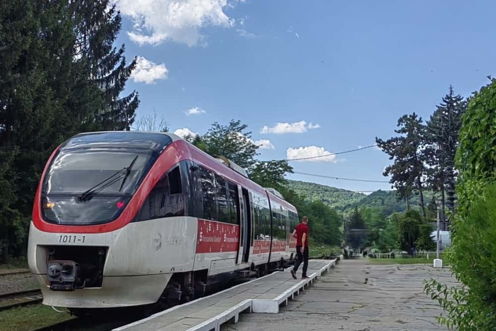 Pompierii au stabilit cauza probabilă a incendiului produs la trenul Transferoviar Călători, în Gara Plopeni