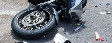 Accident rutier la Telega: un tânăr fără permis, băut și pe o motocicletă neînmatriculată a intrat într-un autoturism
