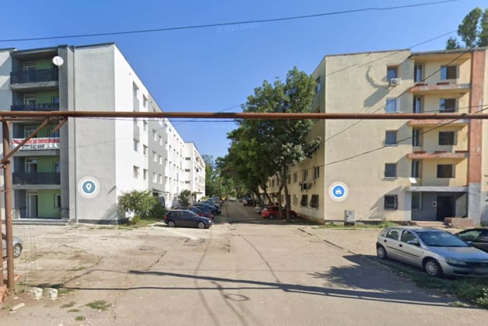 Consilierii locali au respins propunerea primarului Polițeanu de achiziționare a unui bloc de peste 3 milioane de euro, pentru locuințe sociale. Imobilul se află în zona Teleajen