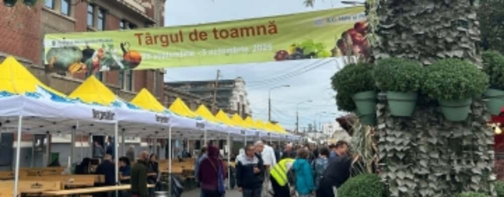 S-a deschis Târgul de toamnă, în centrul Ploieștiului. Să nu mergeți nemâncați, că vă arde la buzunar!