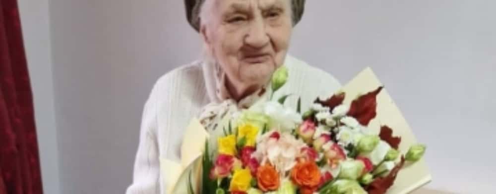 O ploieșteancă a împlinit 100 de ani: Maria Petrescu, un secol de credință și iubire