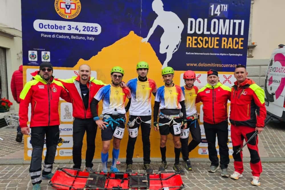 Salvamont România, pe podium la „Dolomiti Rescue Race”, în Italia. Patru sunt prahoveni!