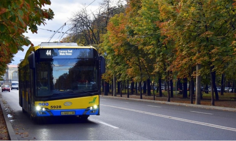 Atenție! De mâine, un bilet TCE va costa 4 lei. Până când se pot preschimba biletele achiziționate și neutilizate