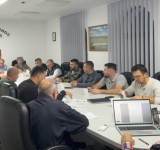 Ședință tensionată la Păulești: proiect important pentru racordarea Văii Slănicului la sistemul național de gaze, respins de oamenii primarului Sandu Tudor! O decizie care poate bloca un proiect vital pentru nouă localități