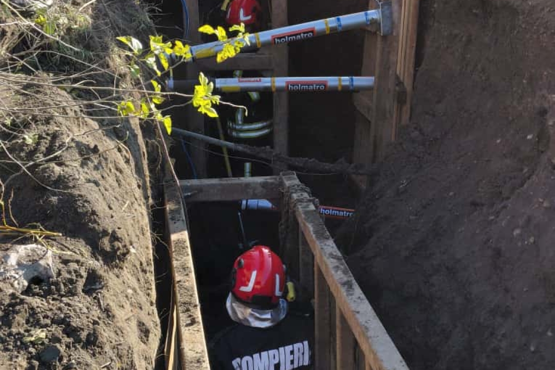 Poliția a declanșat verificări pentru a stabili cum s-a produs accidentul de muncă de la Gherghița