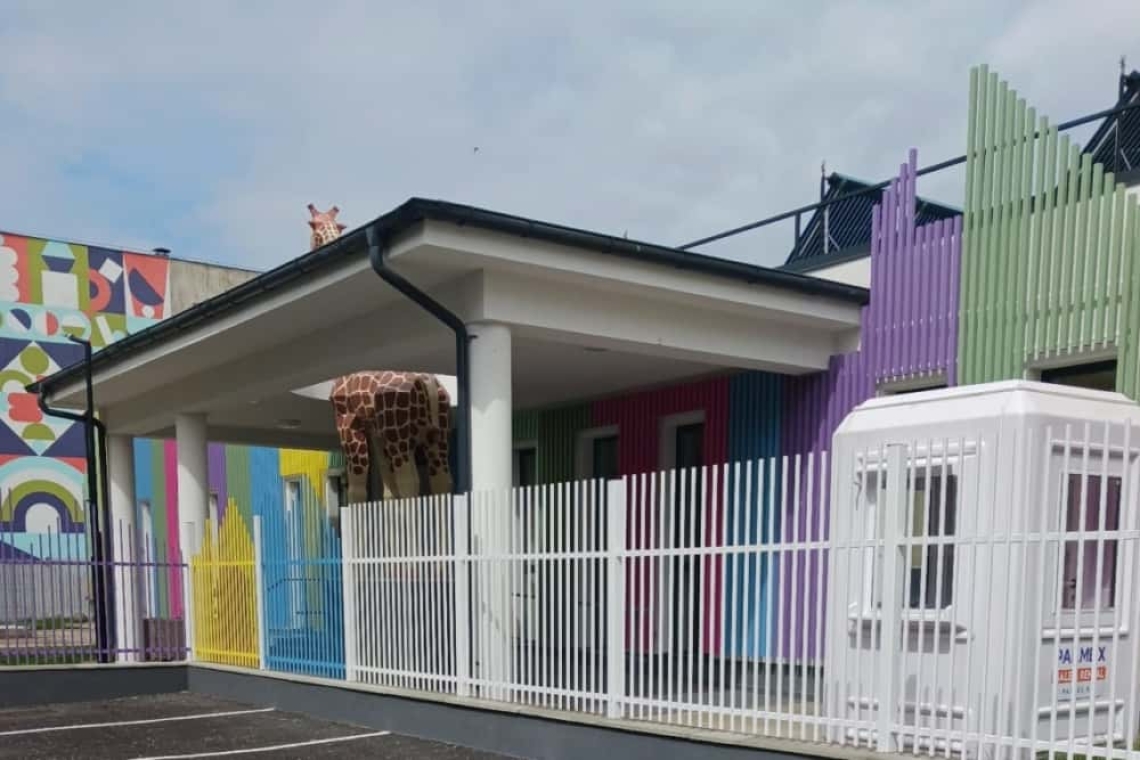 ”Creșa cu girafă” din Ploiești se deschide pentru copii, la aproape un an de la inaugurare