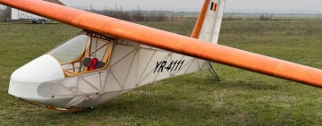 Primul planor ultraușor construit în România a realizat zborul inaugural pe aerodromul Șirna