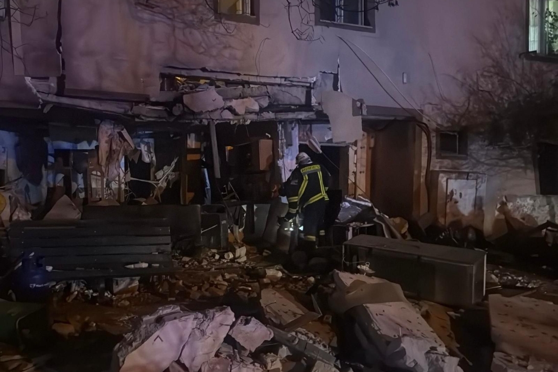 Patru victime, într-o explozie produsă într-un bloc din Buftea. Printre răniți – un copil de 14 ani