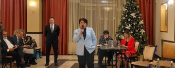 Dezbatere transformată în prezentare comercială. Senatorul USR Aurel Oprinoiu a folosit tema poluării din Ploiești pentru a promova „nasurile electronice”