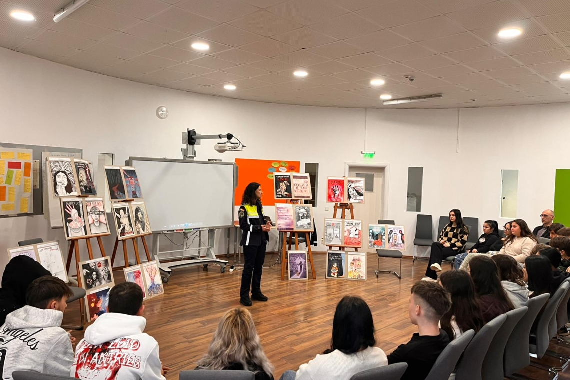 Polițiștii prahoveni implică tinerii în lupta împotriva abuzului și violenței în familie