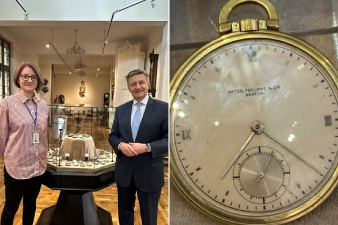 Ambasadorul Elveției, uimit de colecția Muzeului Ceasului din Ploiești