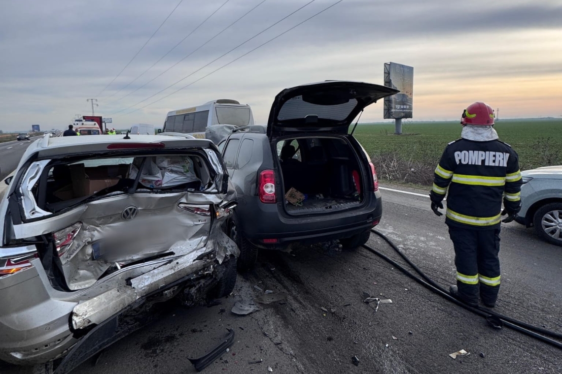 Accident rutier pe DN1, în afara localității Băicoi, soldat cu două persoane rănite