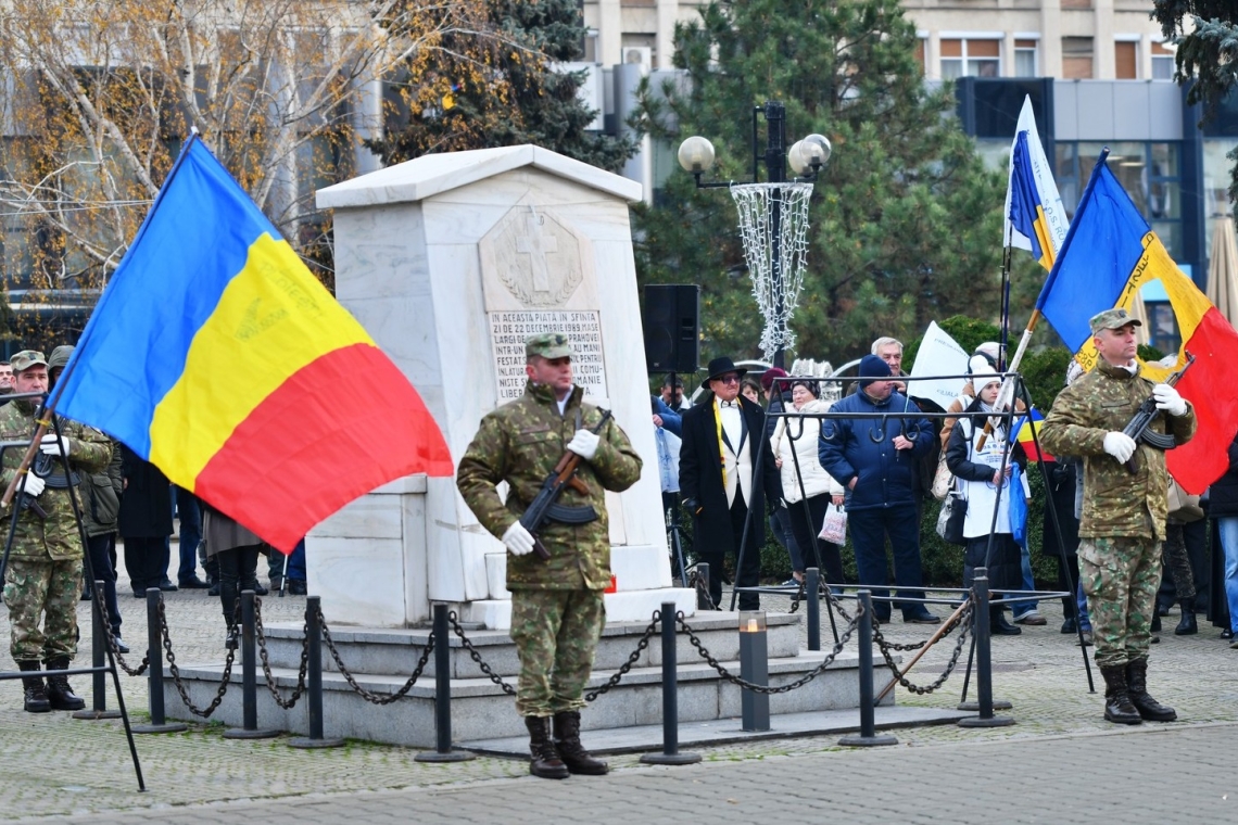 Ceremonii militare și restricții de trafic la Ploiești, luni, de Ziua Revoluției