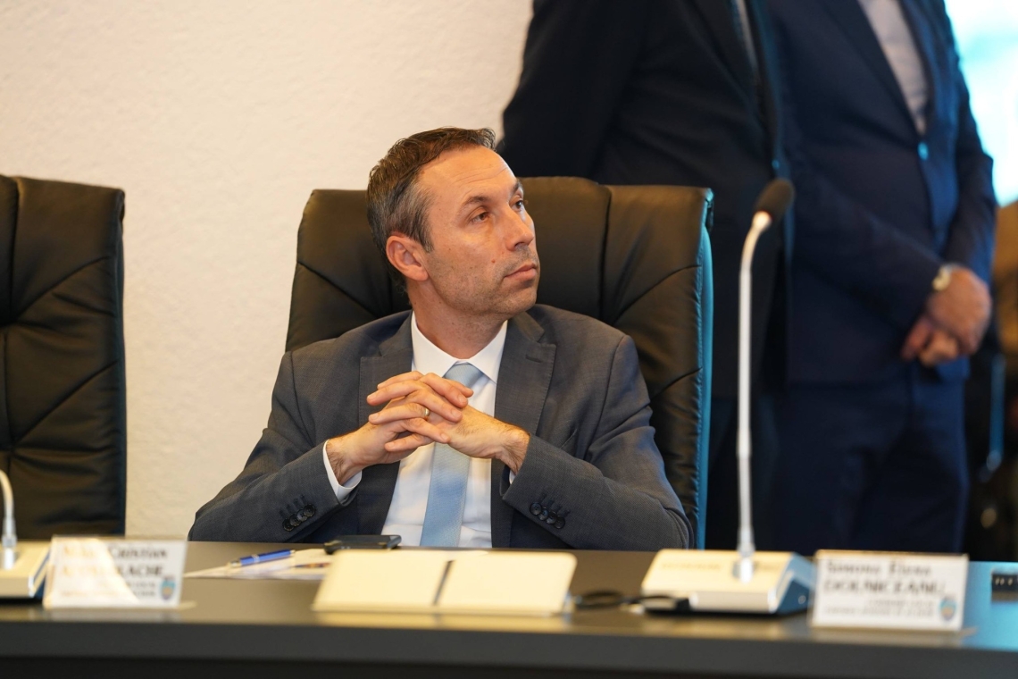 Consilierul local Mihai Apostolache: ploieștenii trebuie să decidă cum se cheltuie banii orașului!