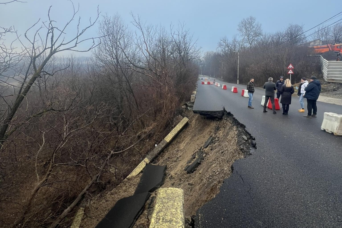 CJ Prahova preia controlul pentru salvarea drumului de la Câmpina