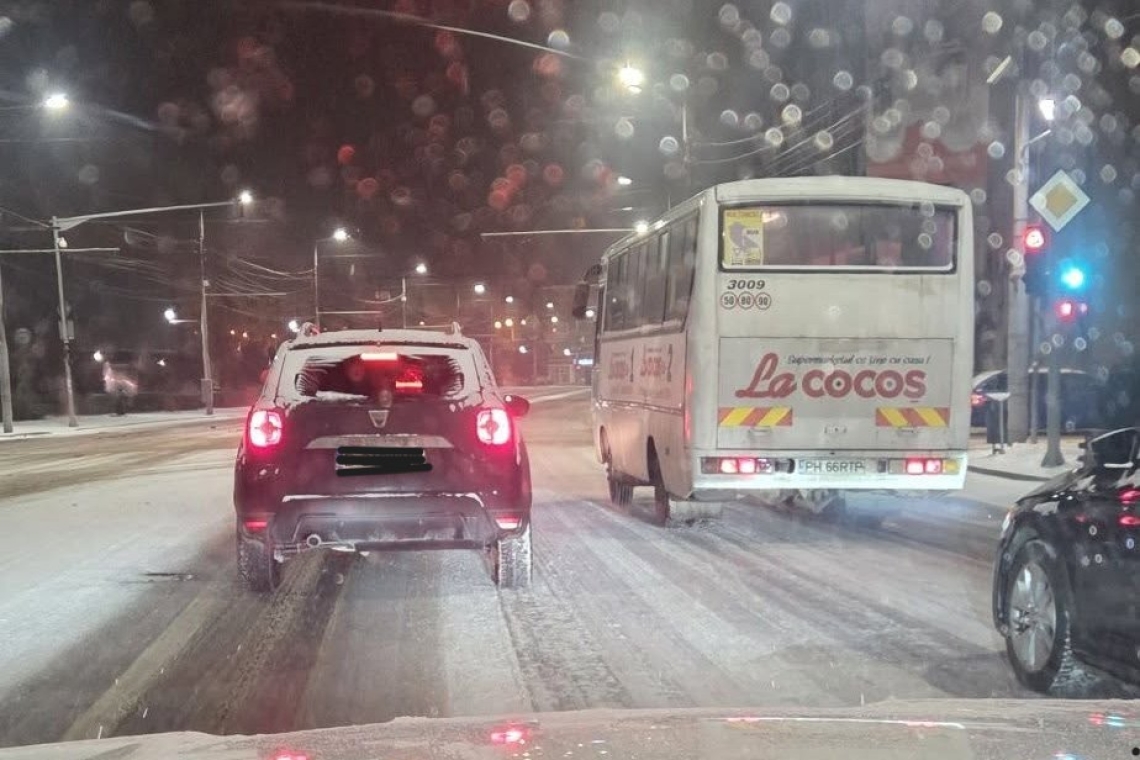 Când „Neața!” ține loc de deszăpezire la Primăria Ploiești