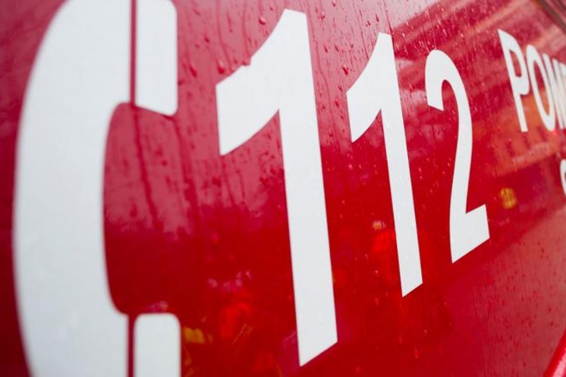 Trei tinere s-au răsturnat cu mașina în munții Ciucaș, Pasul Bratocea. Pompierii au intervenit pentru extragerea lor din autoturism