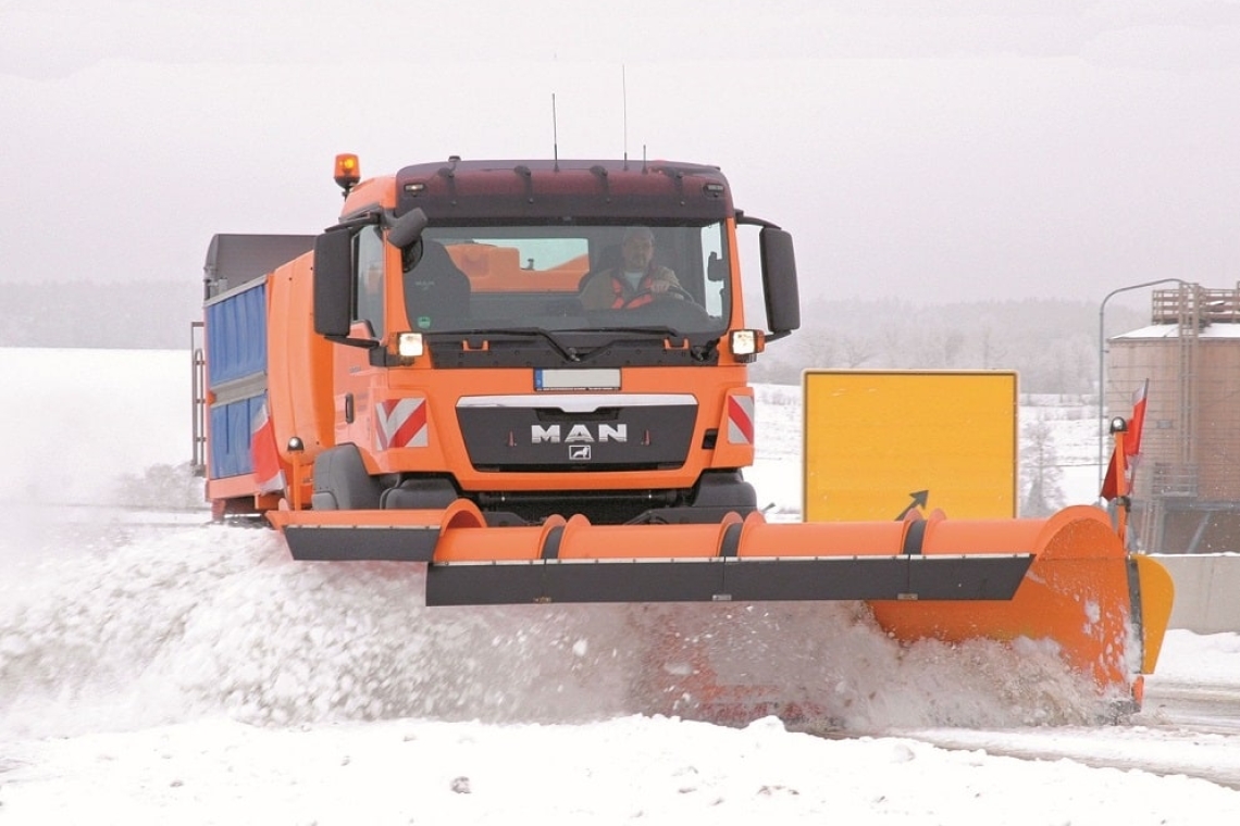 Autoritățile din Prahova au activat planul de intervenție în contextul Codului Portocaliu de ninsori abundente și viscol puternic