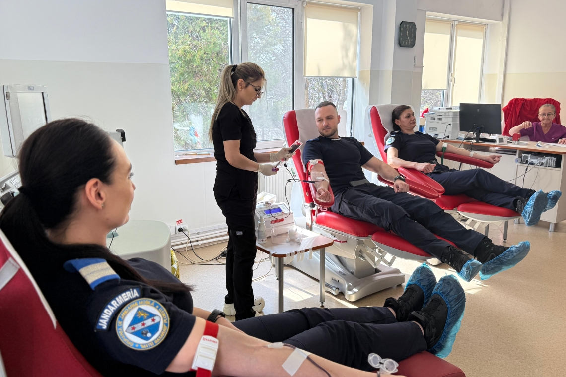 Jandarmii Grupării Mobile Ploiești, implicați într-o nouă acțiune de donare de sânge
