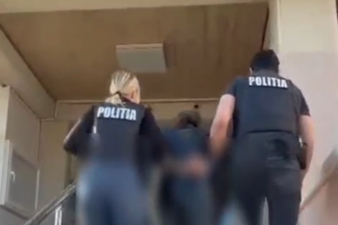 Două ”ghicitoare” din Bărcănești - reținute pentru înșelăciune