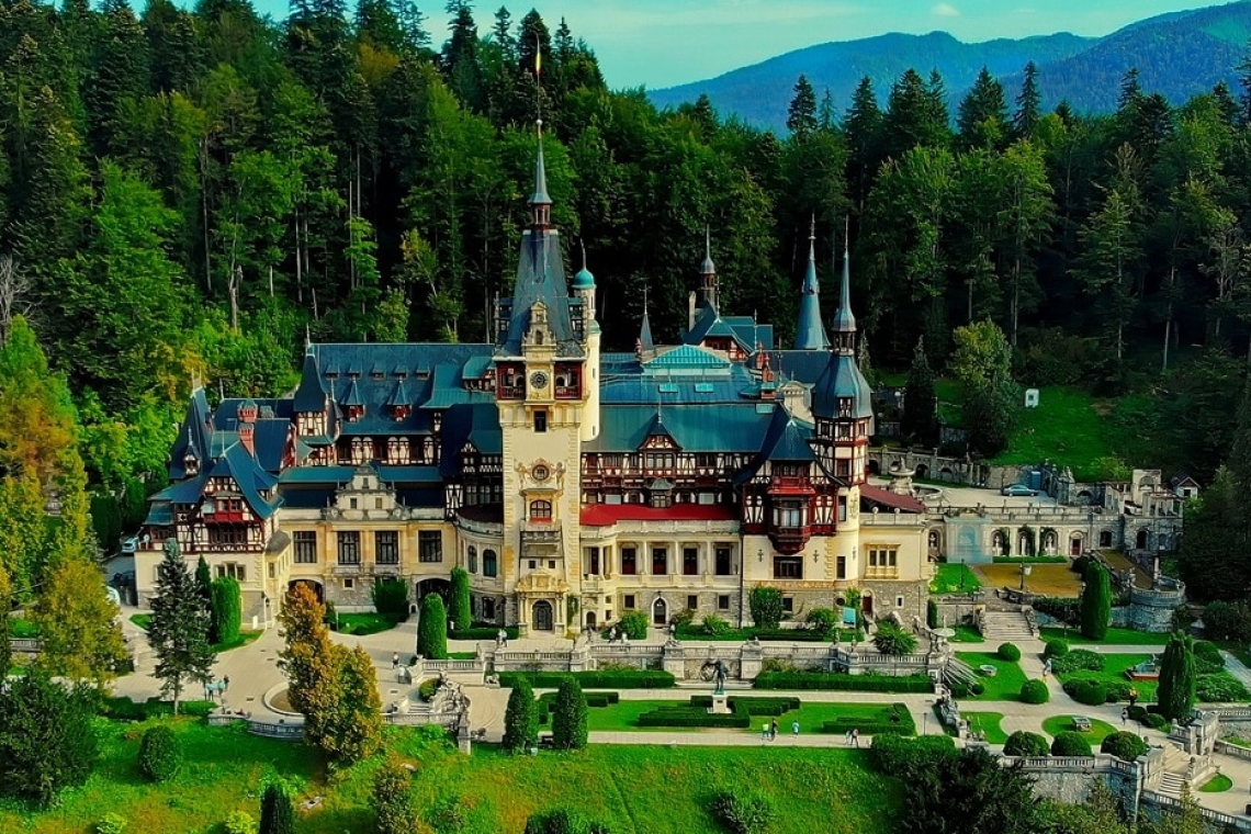 Sinaia și Castelul Peleș, ambasadorii județului Prahova în competiția Destinația Anului 2026