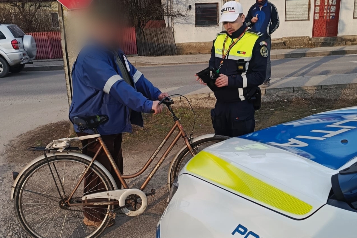 Mii de sancțiuni date de polițiștii prahoveni de la Rutieră pentru pietoni și bicicliști, în primele trei luni ale anului
