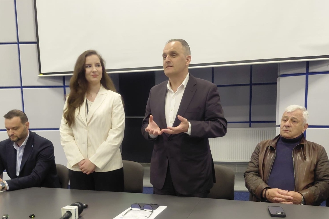 O elevă a Colegiului Militar din Breaza a fost, pentru o zi, președinte al Consiliului Județean Prahova!