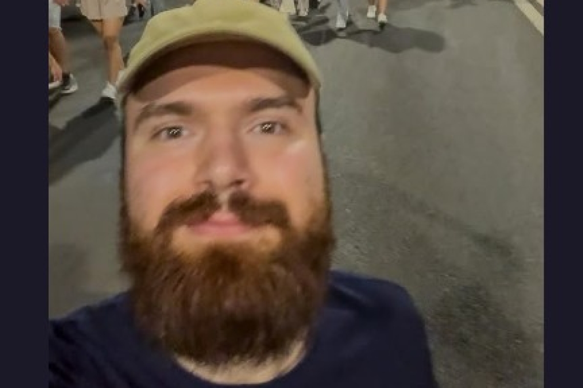 Cum reușesc Polițeanu & Co să-i învrăjbească pe ploieșteni, cu ”Republica de sub castani”