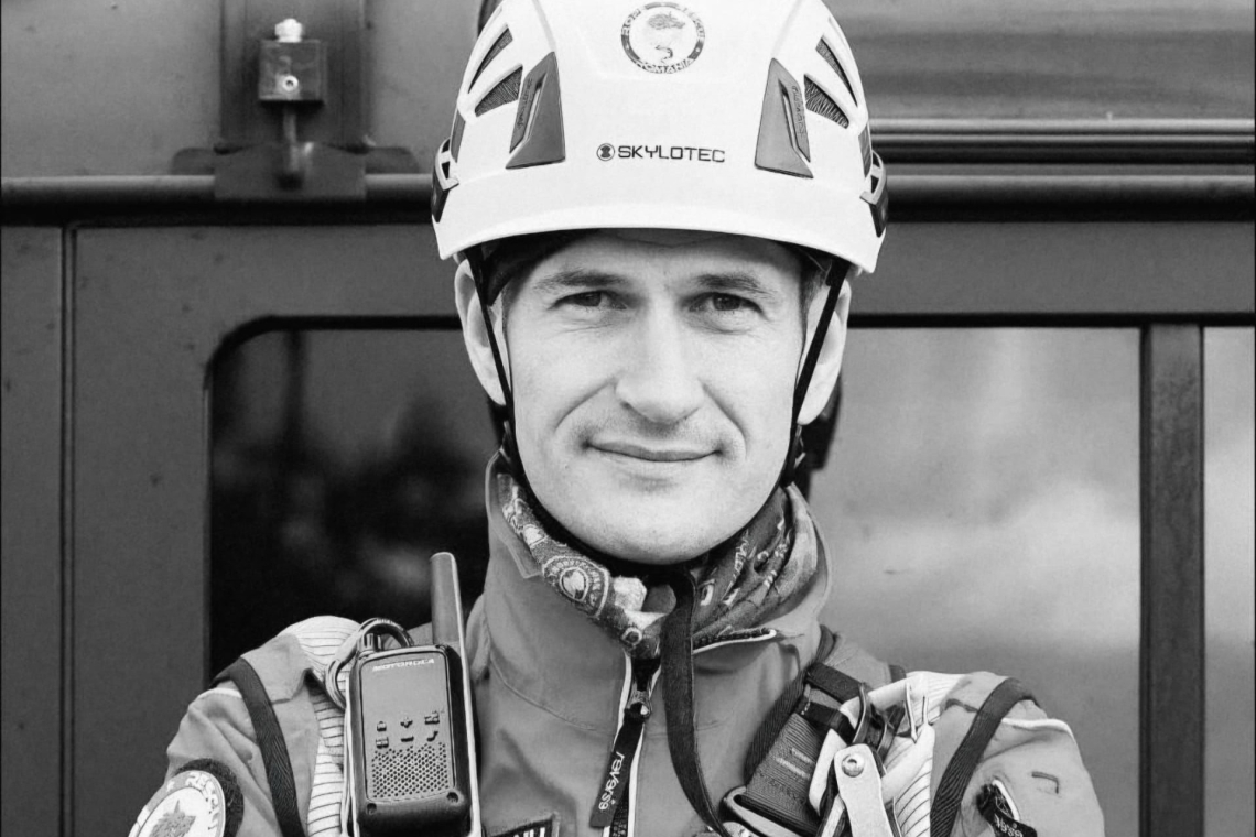 Bărbat mort în avalanșă, în Bucegi. Victima, angajat la ISU Brașov și cunoscut alpinist