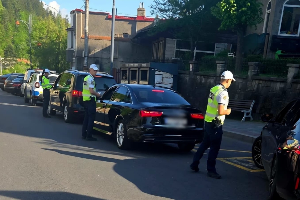 Polițiștii rutieri, în acțiune pe Valea Prahovei, sâmbătă seară