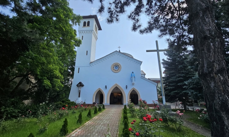 Procesiune religioasă de sărbătoarea catolică Corpus Domini, duminică, în Ploiești