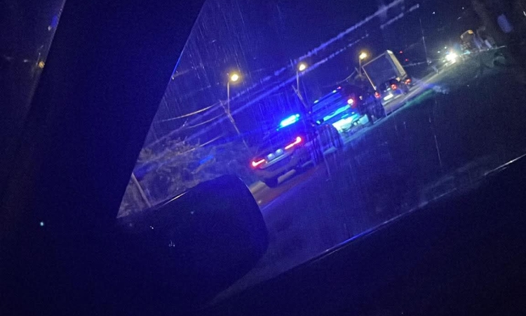 O șoferiță a ajuns la spital după ce a intrat într-un autovehicul pe contrasens, în zona Ploiești Vest
