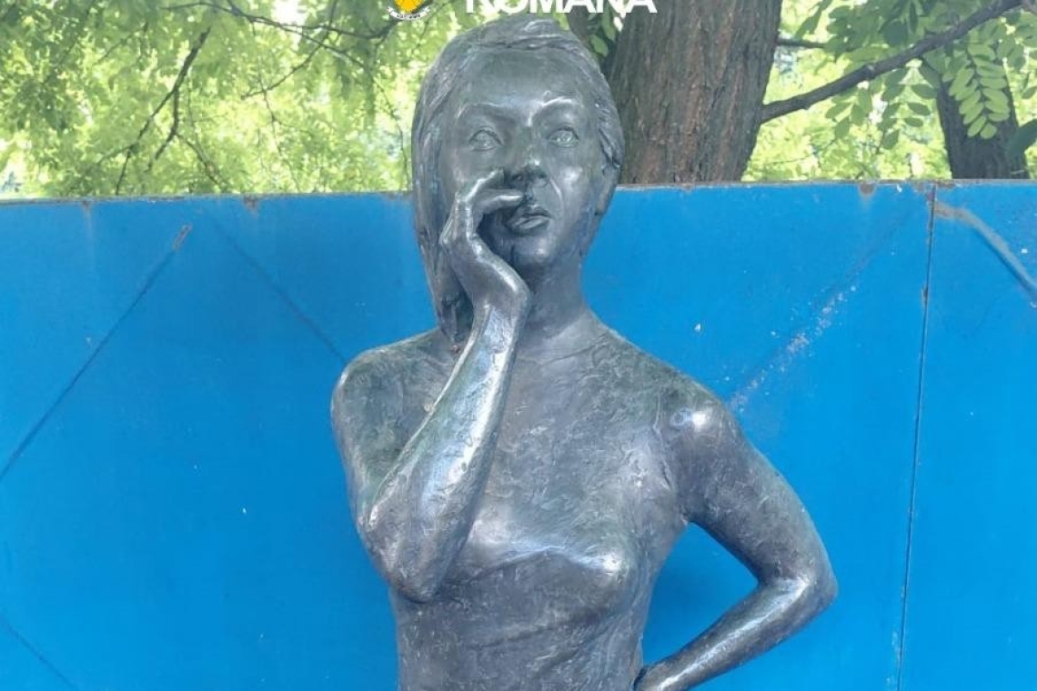 Statuetă din patrimoniul cultural al Germaniei, recuperată de polițiștii din Buzău și predată polițiștilor prahoveni