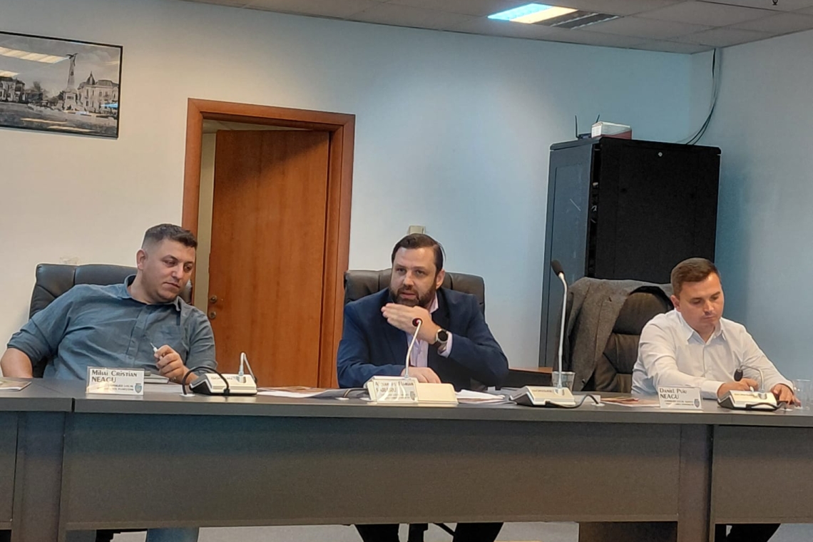 Viceprimarul Săraru rămâne pe post. Proiectul inițiat de primarul Polițeanu și de doi consilieri AUR a picat la vot