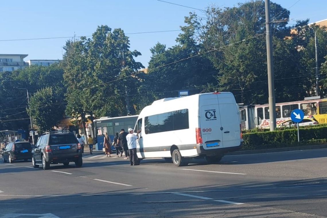 Sancțiuni de peste 131.000 de lei, după controalele Poliției Locale Ploiești la transportul de persoane și mărfuri