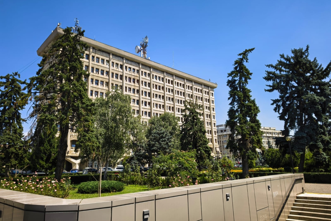 Virgiliu Nanu a dispus măsuri de reducere a consumului de energie în toate clădirile Consiliului Județean Prahova