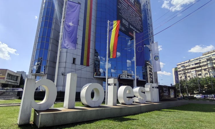ADOR cere dezbatere publică înainte ca Primăria Ploiești să retragă 37 de milioane de lei din proiectul de modernizare a termoficării. Influențe asupra prețului gigacaloriei