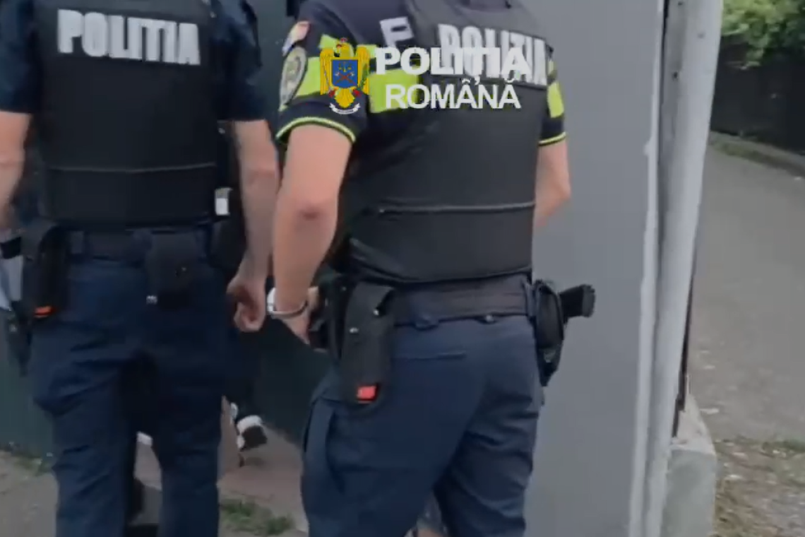 UPDATE | Trei persoane, cercetate în Ploiești pentru lovire, lipsire de libertate și agresiune sexuală. Cinci percheziții, într-un dosar penal