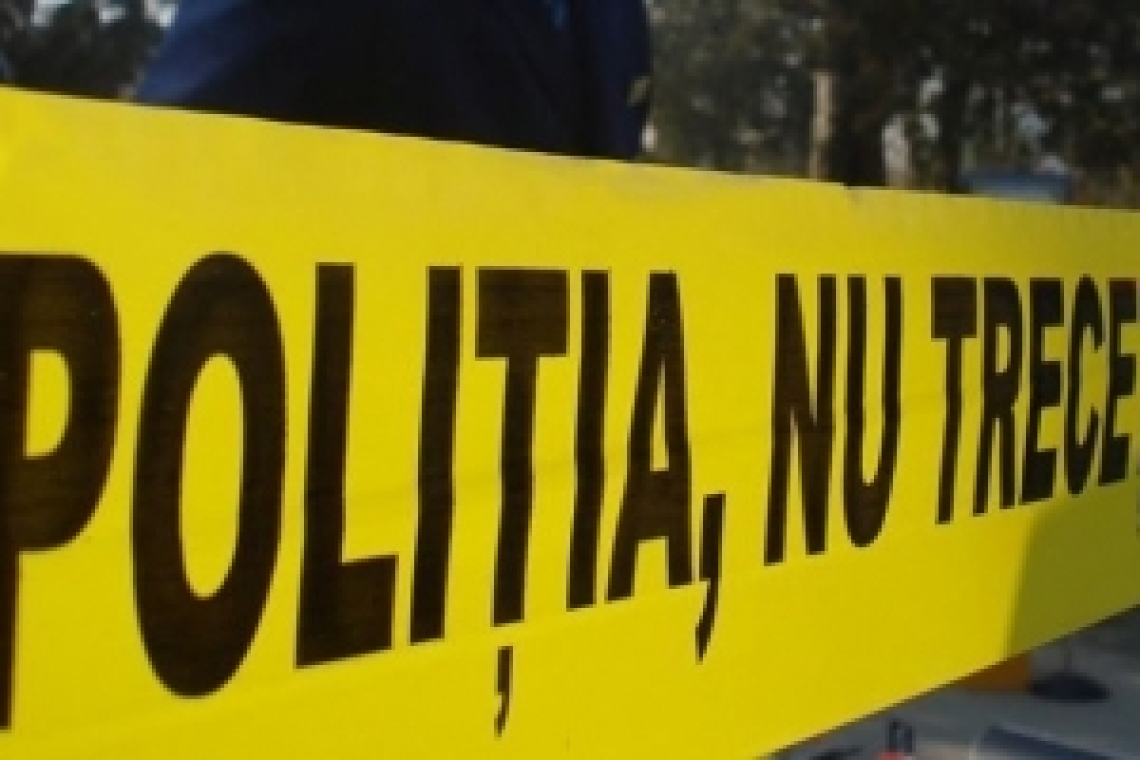 Bărbat din Bușteni, cercetat după ce și-a înjunghiat fratele. Victima a murit în ambulanță, în drum spre spital