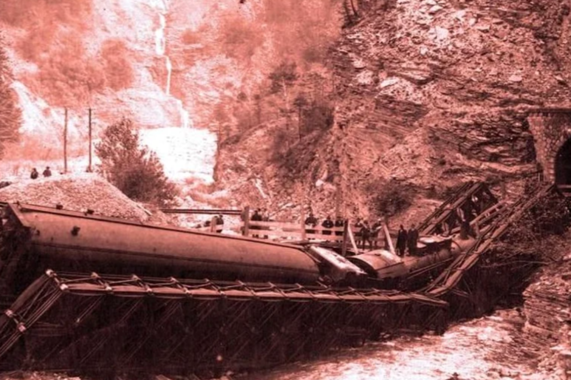 O zi din istoria Prahovei | 19 septembrie 1922 – prăbușirea unui pod feroviar pe Valea Prahovei