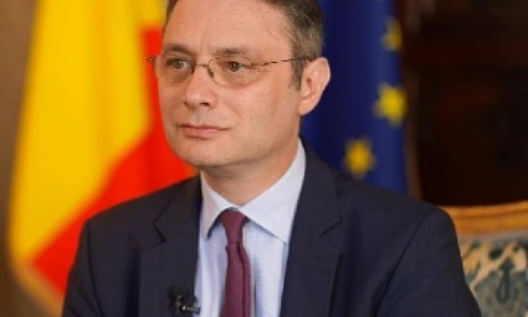 Nicușor Dan, la a patra propunere de premier: jurnalistul-diplomat Luca Niculescu