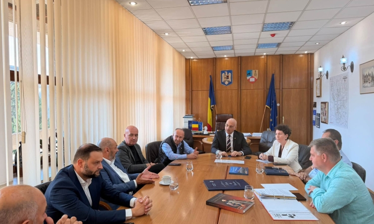 Hidro Prahova preia alimentarea cu apă în comuna Lipănești, după expirarea concesiunii cu Jovila Construct